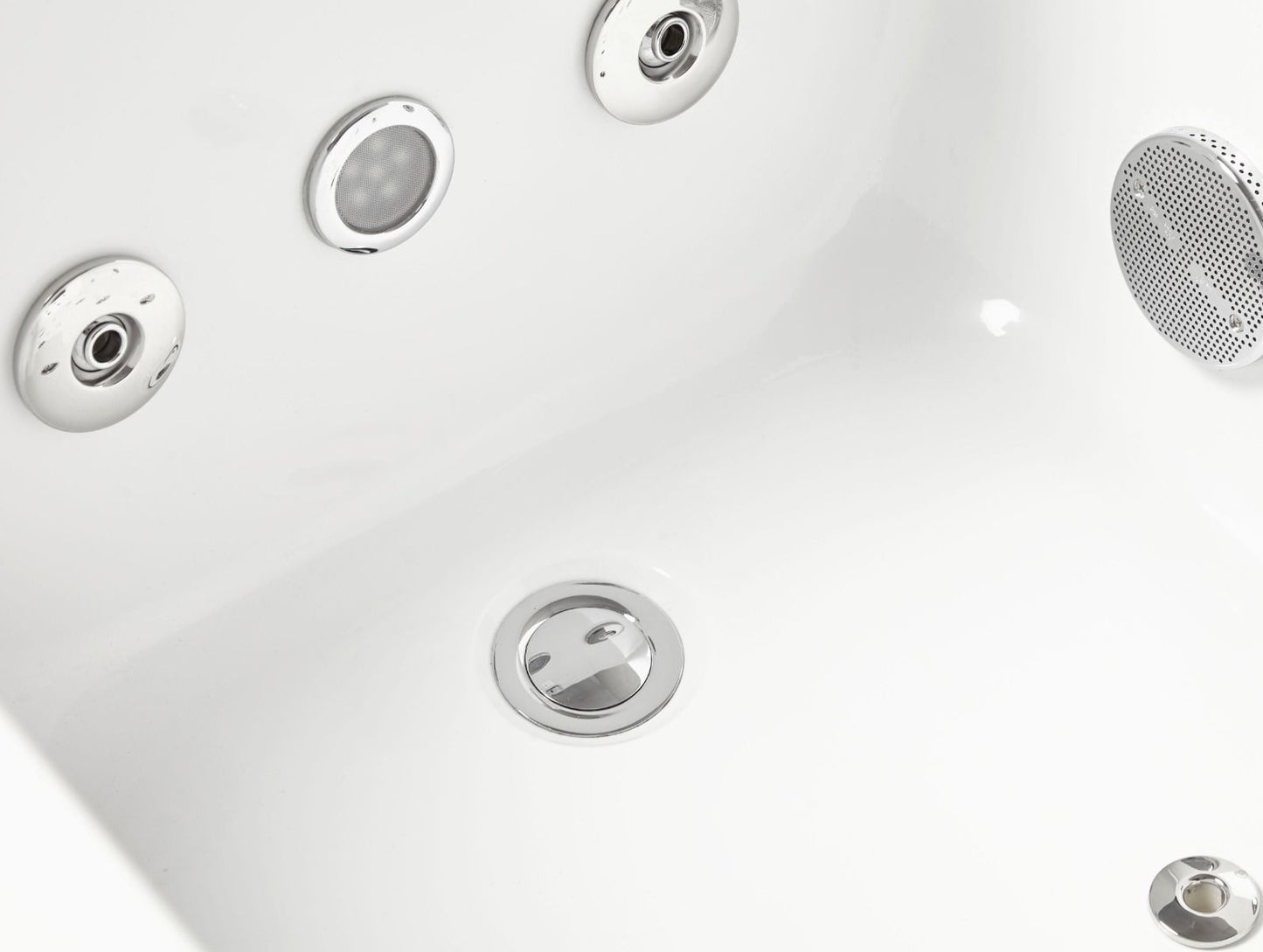 EAGO AM154ETL-L5 5 ft Acrylic White Rectangular Whirlpool Bathtub w Fixtures