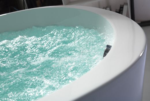 EAGO AM2130 66" Round Free Standing Acrylic Air Bubble Bathtub
