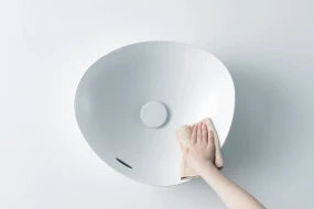 Kiwami® Asymmetrical Vessel Lavatory