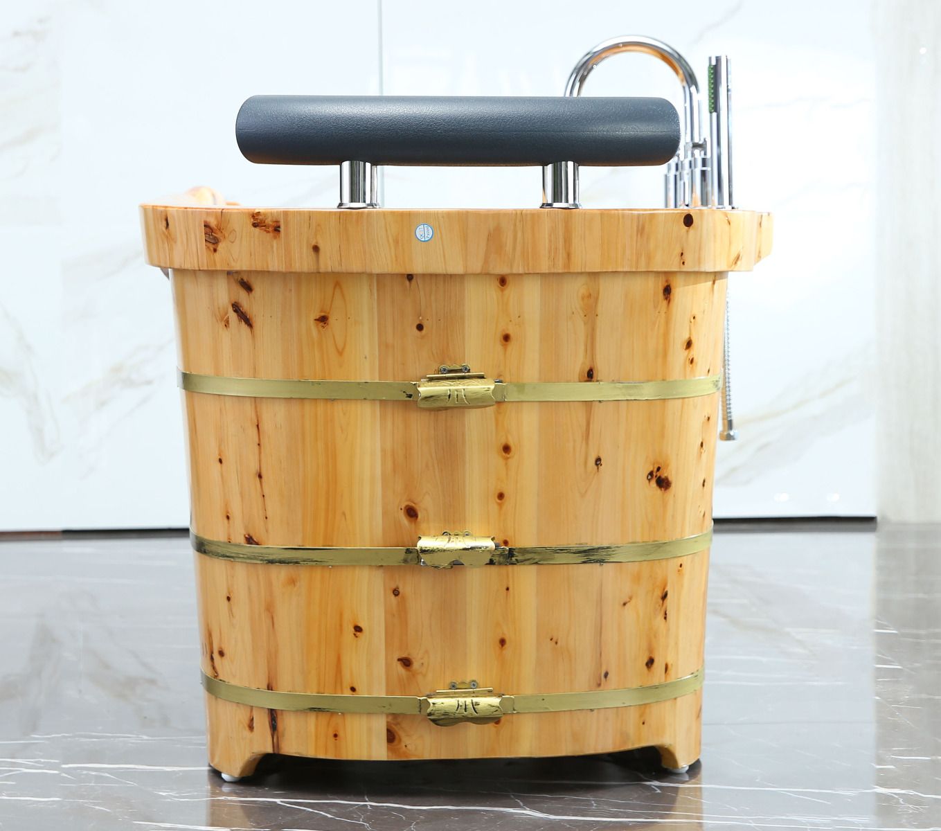 ALFI brand AB1136 61'' Free Standing Cedar Wooden Bathtub with Tub Filler