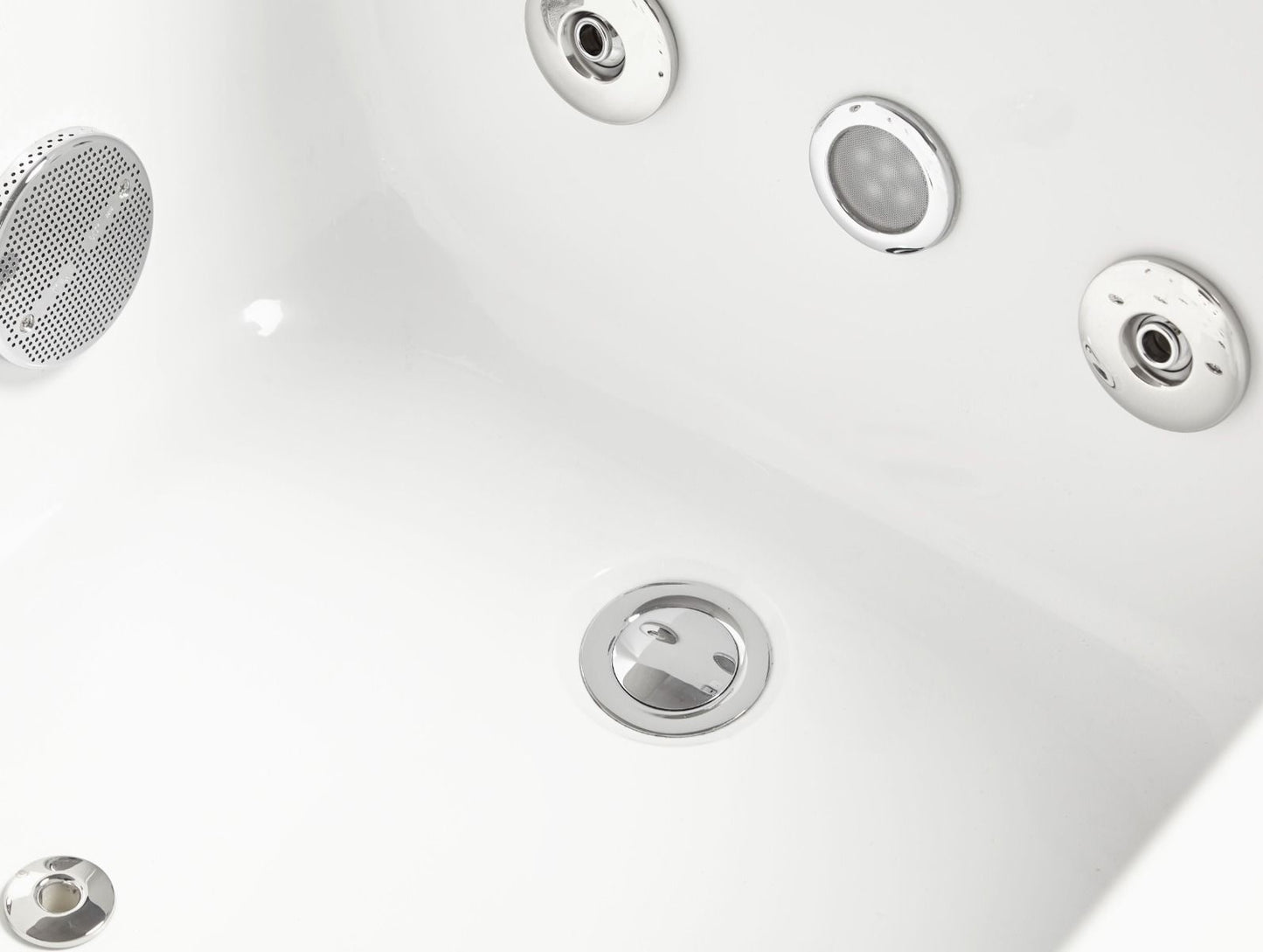 EAGO AM154ETL-R5 5 ft Acrylic White Rectangular Whirlpool Bathtub w Fixtures