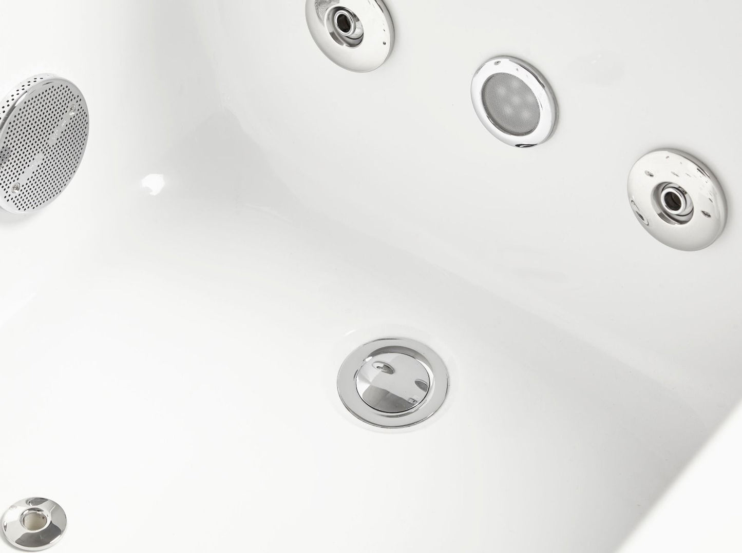 EAGO AM154ETL-L6 6 ft Acrylic White Rectangular Whirlpool Tub With Fixtures