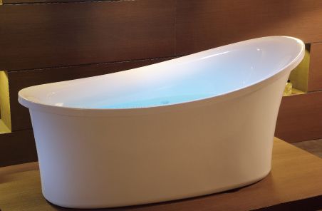 EAGO AM1800 70" White Free Standing Oval Air Bubble Bathtub