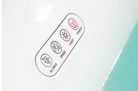 EAGO AM2140 68" White Free Standing Oval Air Bubble Bathtub