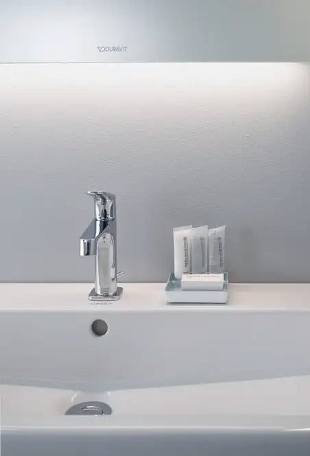 Vero Wall Mounted Sink
