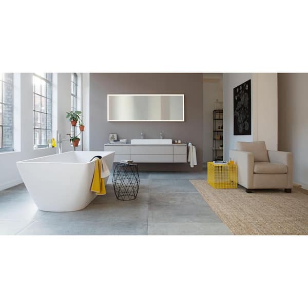 Duravit- Soaking Bathtub with Center Drain in White
