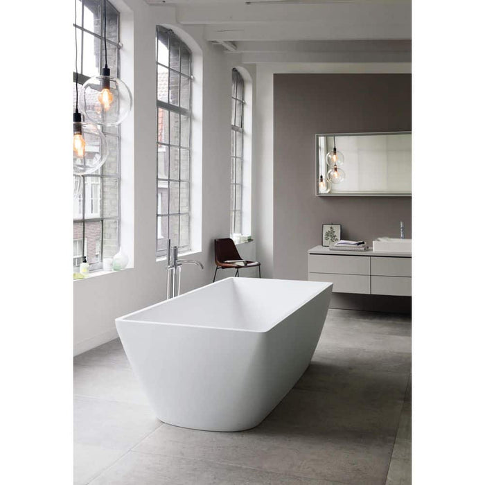 Duravit- Soaking Bathtub with Center Drain in White